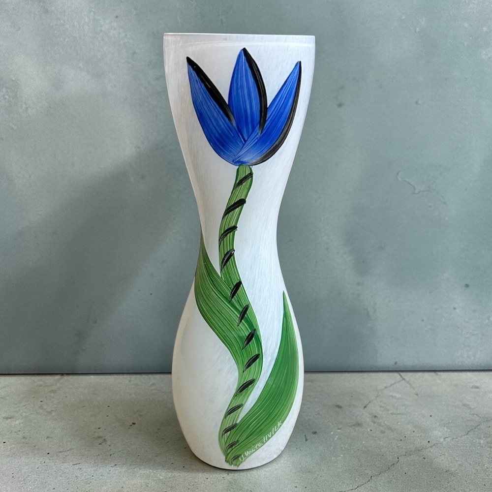Kosta Boda Ulrica Hydman Vallien Tulipa Vase (Blue)
